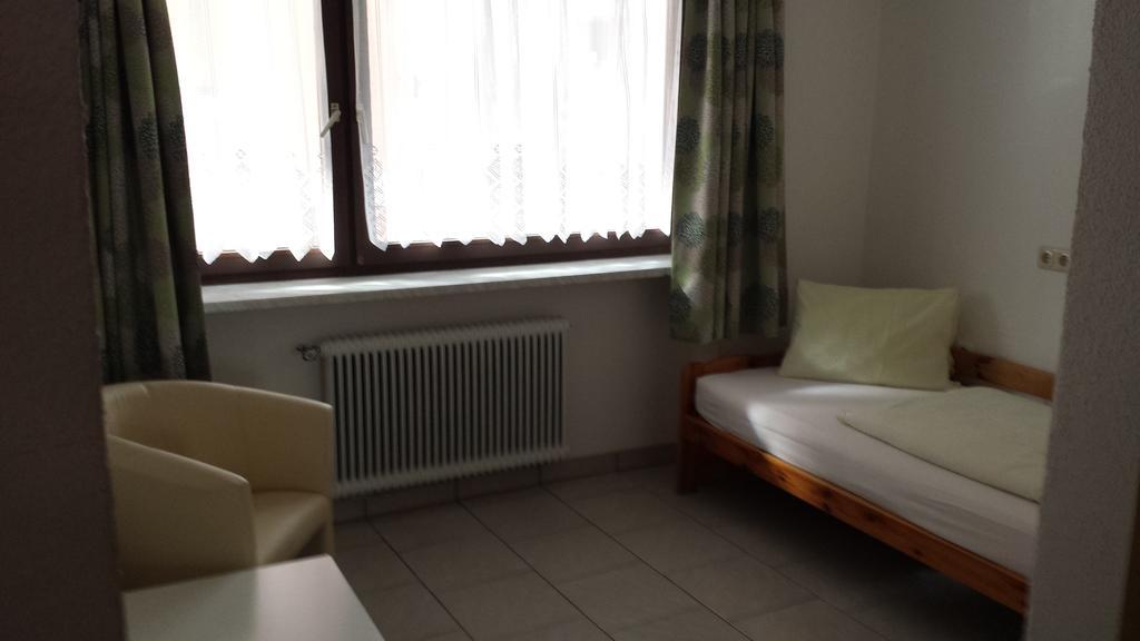 Gasthof Wildschoenauer Bahnhof Worgl Room photo